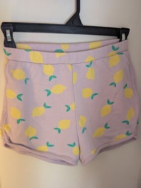 Hanna Andersson Lavender Shorts with Yellow Lemon Print Size 140